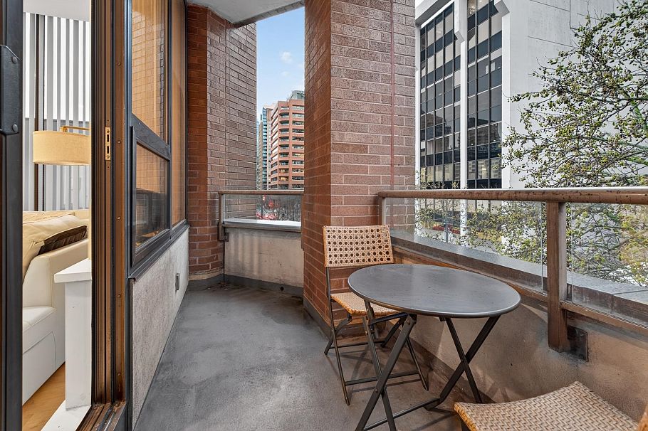 311 1010 Howe Street Vancouver, BC - 31