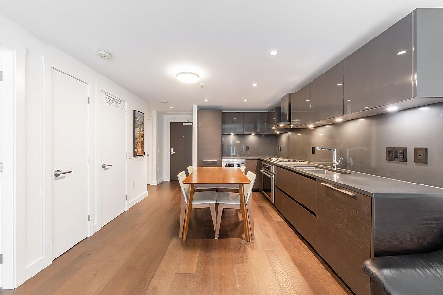 201 1561 W 57th Avenue Vancouver, BC - 6