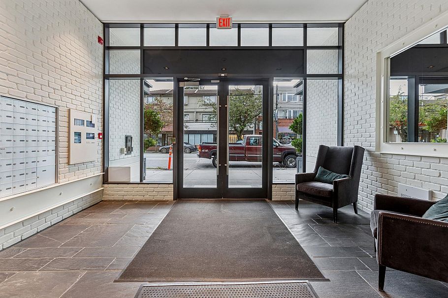 306 4355 W 10th Avenue Vancouver, BC - 16