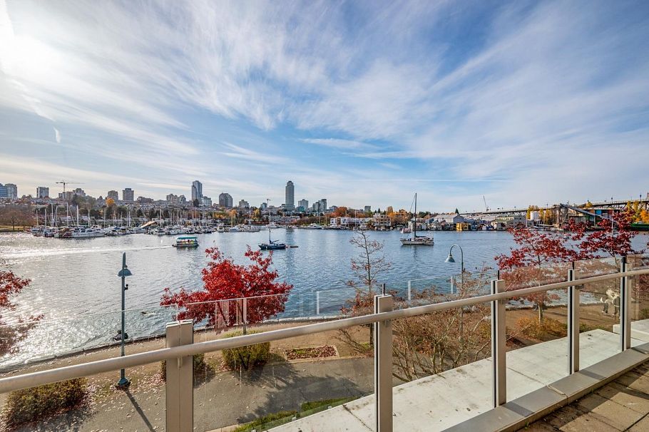 1576 Homer Mews Vancouver, BC - 15