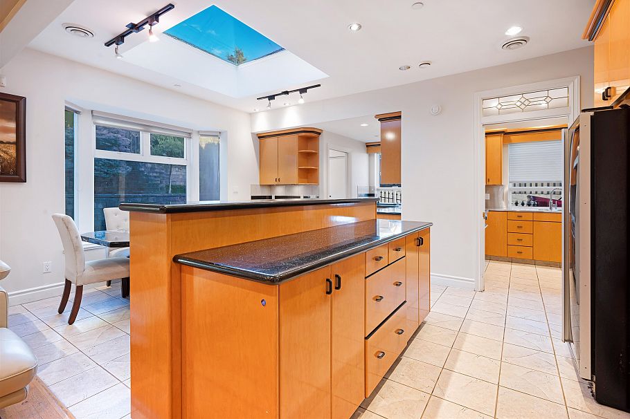 2195 Harrison Street Vancouver, BC - 23