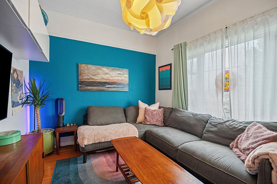 1652 E 33rd Avenue Vancouver, BC - 10