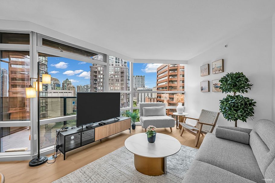 910 1050 Burrard Street Vancouver, BC - 13