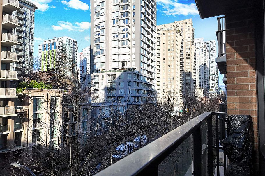 508 1088 Richards Street Vancouver, BC - 13