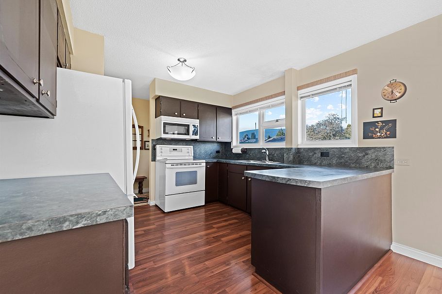 1257 Mcbride Street North Vancouver, BC - 8