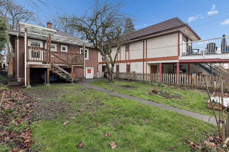 7621 Cartier Street Vancouver, BC - 19