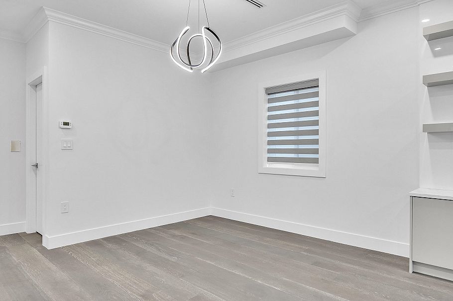 812 Montroyal Boulevard North Vancouver, BC - 17