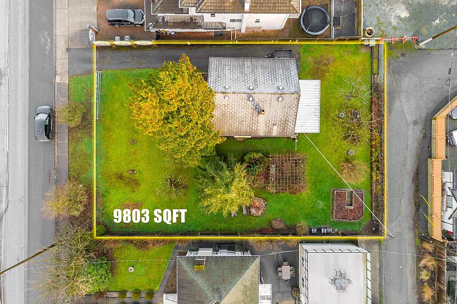 3786 Moscrop Street Burnaby, BC - 4