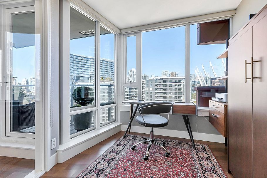 2007 918 Cooperage Way Vancouver, BC - 13