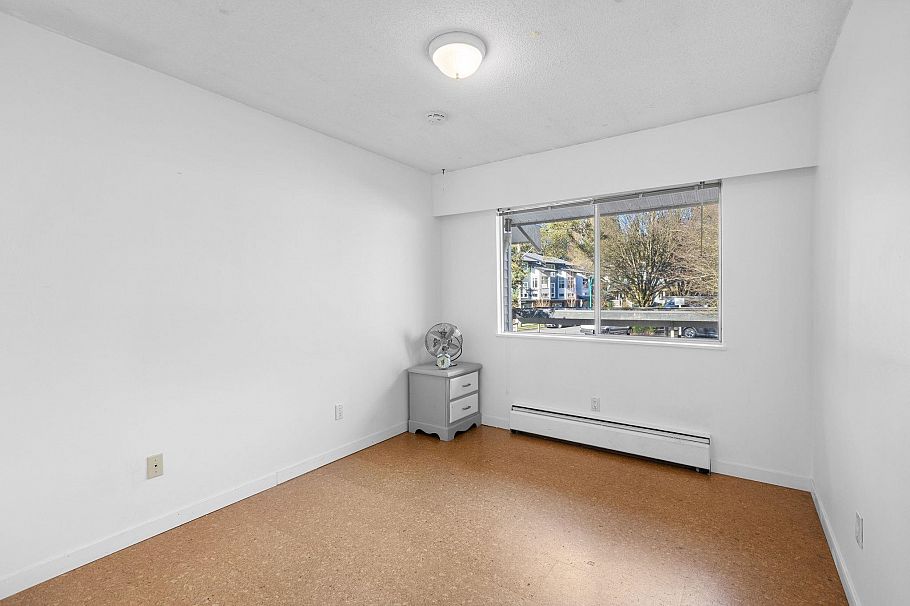 54 912 Premier Street North Vancouver, BC - 15