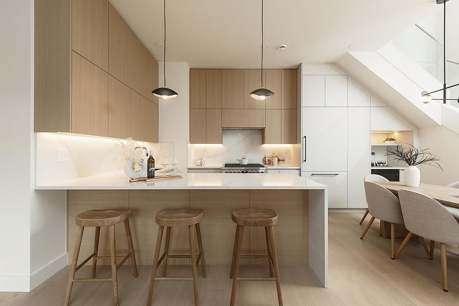 1 735 E 10th Avenue Vancouver, BC - 7