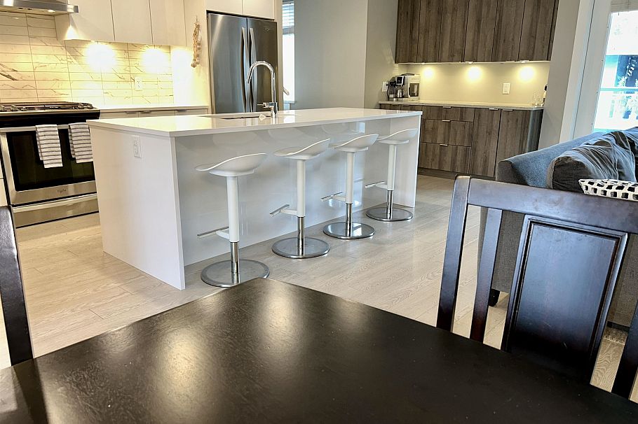 32 3595 Salal Drive North Vancouver, BC - 15