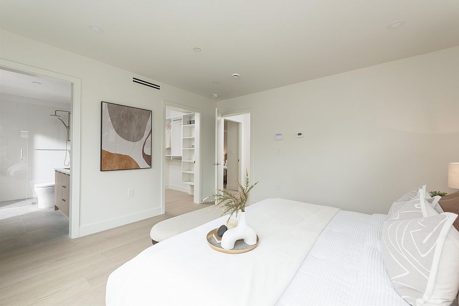 1 735 E 10th Avenue Vancouver, BC - 19