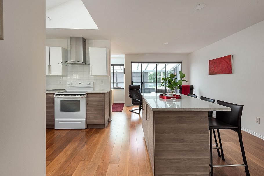 1915 Chesterfield Avenue North Vancouver, BC - 15