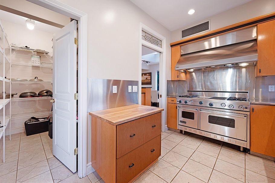 2195 Harrison Street Vancouver, BC - 11