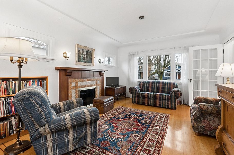 7621 Cartier Street Vancouver, BC - 2