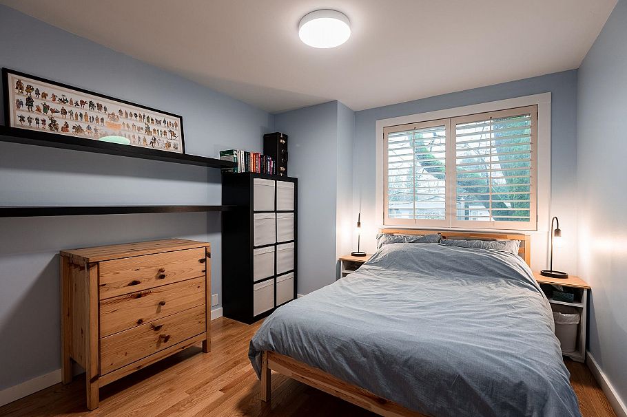 2103 W Keith Road North Vancouver, BC - 25