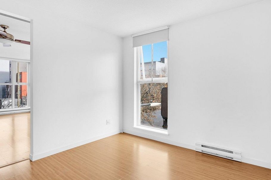 311 168 Powell Street Vancouver, BC - 12