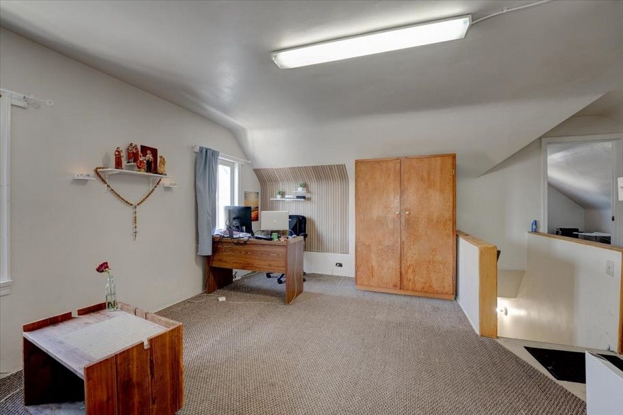 155 E 54th Avenue Vancouver, BC - 10