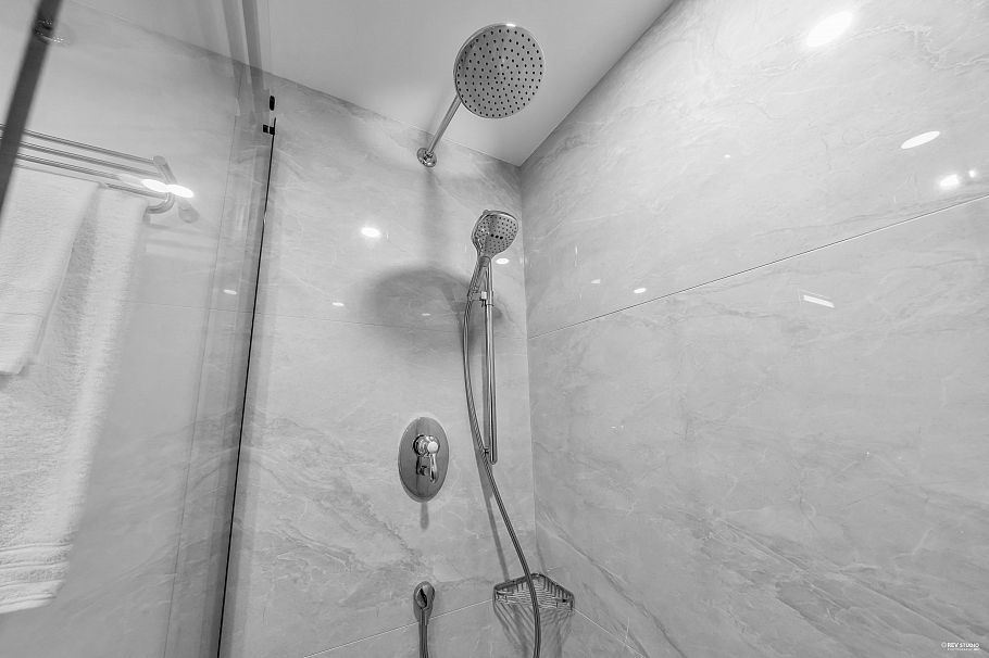 910 1050 Burrard Street Vancouver, BC - 23