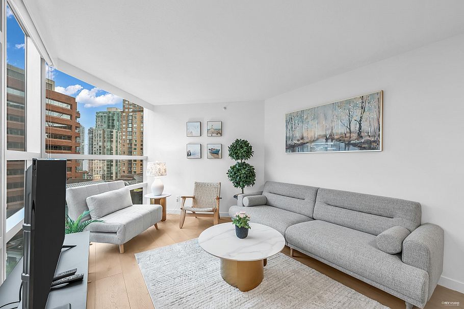 910 1050 Burrard Street Vancouver, BC - 12