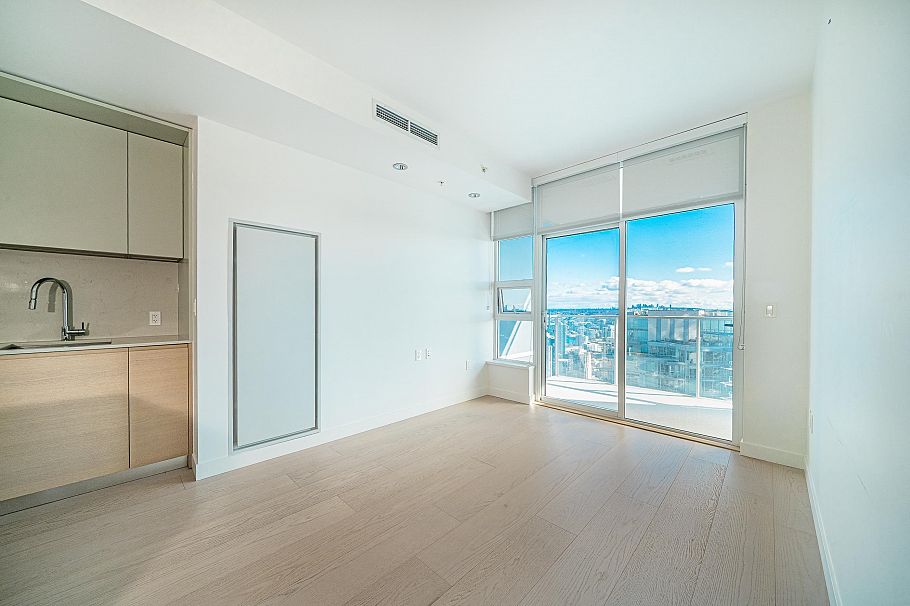 4306 1289 Hornby Street Vancouver, BC - 3