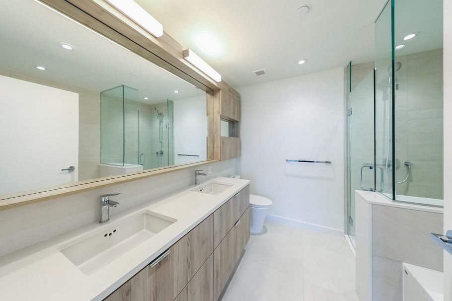 901 755 Harbourside Drive North Vancouver, BC - 8