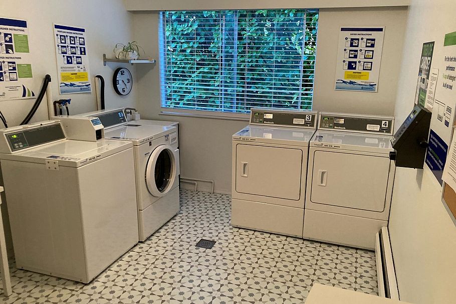 10 140 E 20th Street North Vancouver, BC - 21