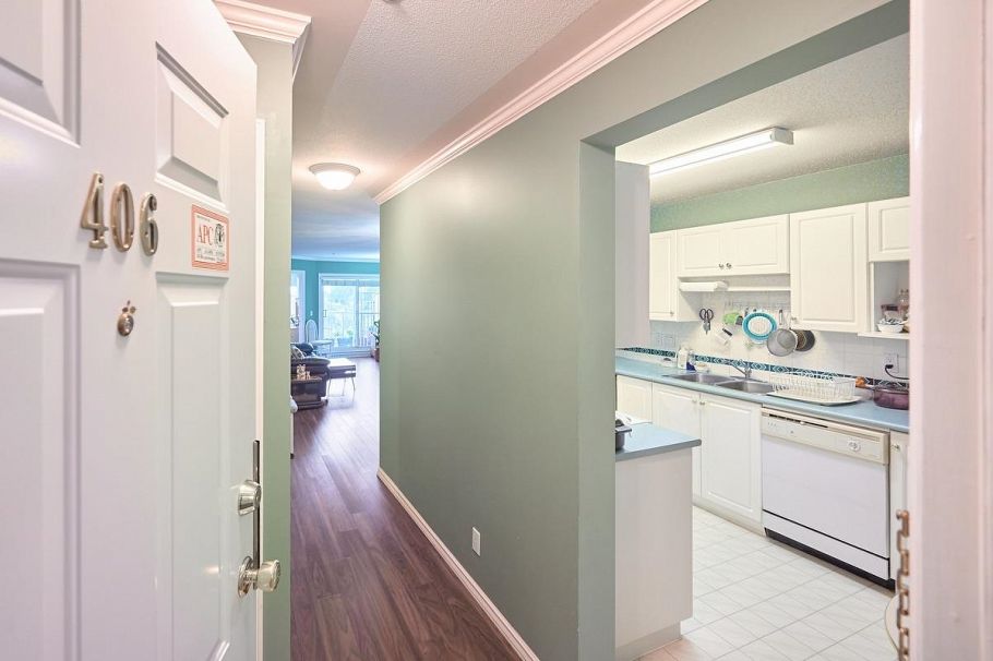 406 1958 E 47th Avenue Vancouver, BC - 2