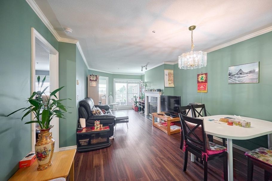 406 1958 E 47th Avenue Vancouver, BC - 3