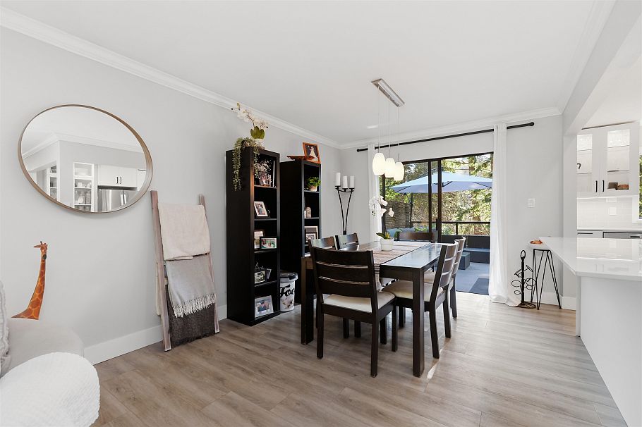 4535 Raeburn Street North Vancouver, BC - 10