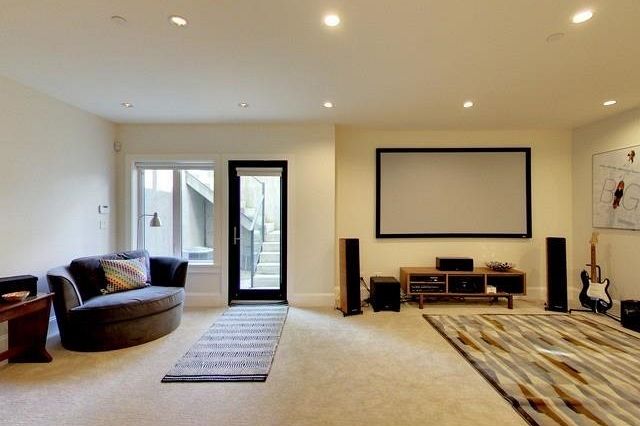 4248 W 10th Avenue Vancouver, BC - 10