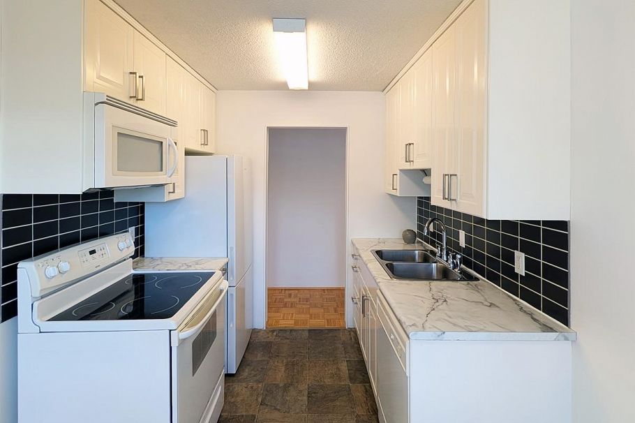 105 275 W 2nd Street North Vancouver, BC - 10