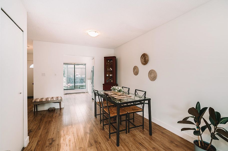 19 230 W 14th Street North Vancouver, BC - 23