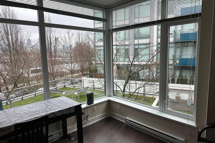 232 1777 W 7th Avenue Vancouver, BC - 16