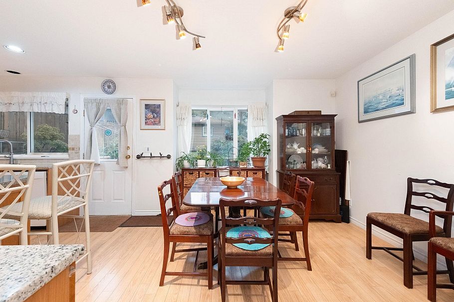 628 E 21st Street North Vancouver, BC - 13