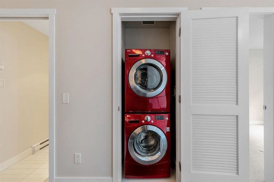 232 1777 W 7th Avenue Vancouver, BC - 17