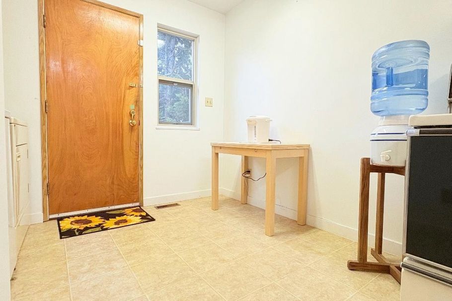 2038 Napier Street Vancouver, BC - 9