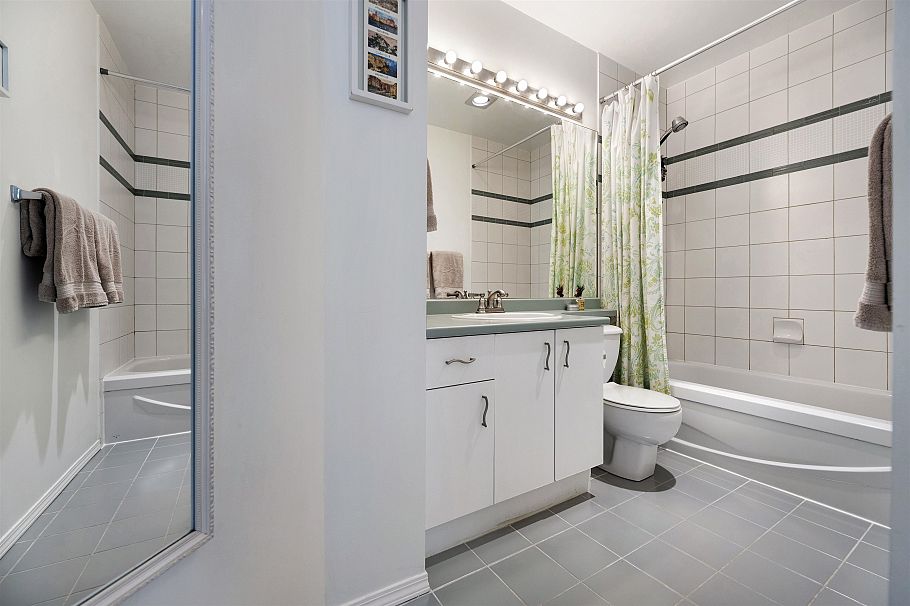 309 3721 Delbrook Avenue North Vancouver, BC - 21