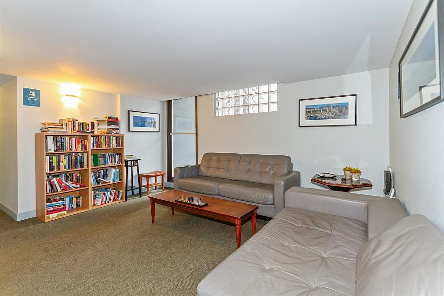 2302 1500 Howe Street Vancouver, BC - 19