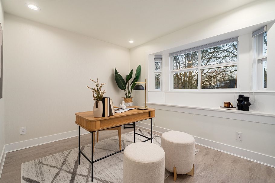 4068 W 15th Avenue Vancouver, BC - 21