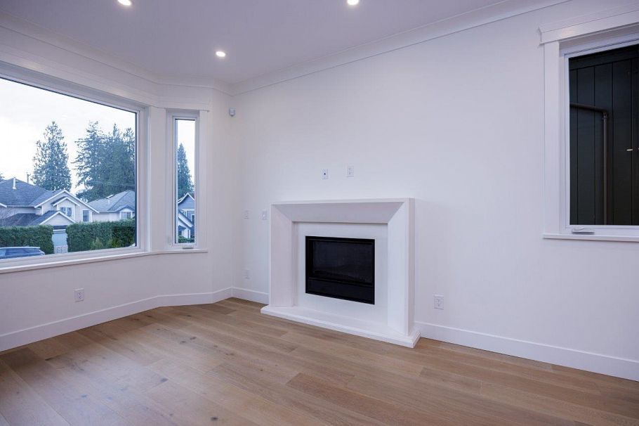 254 E 18th Street North Vancouver, BC - 6