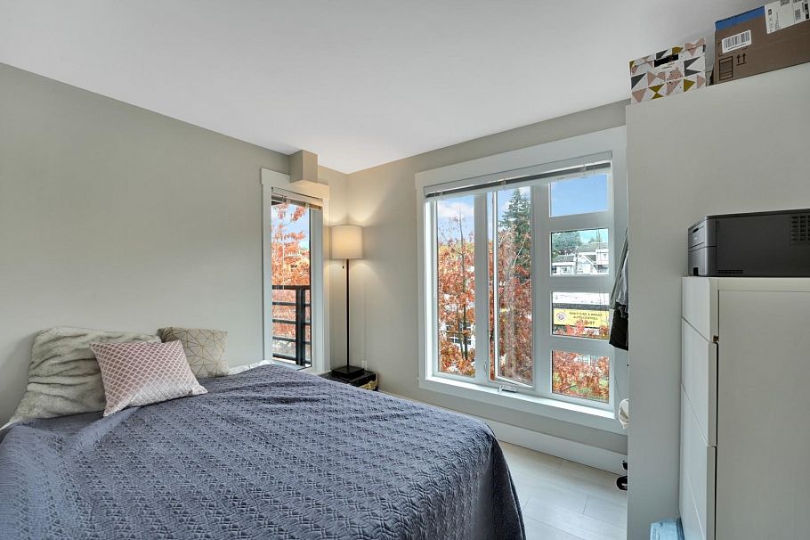 309 857 W 15th Street North Vancouver, BC - 23