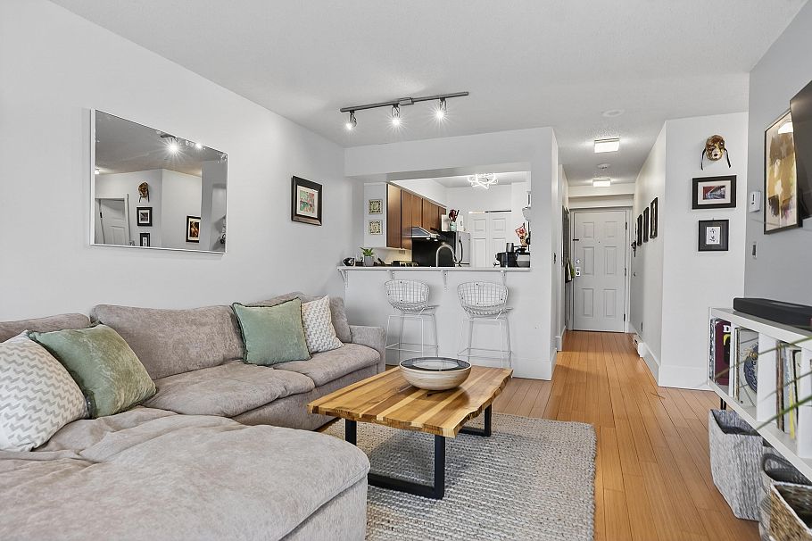 803 1833 Frances Street Vancouver, BC - 15