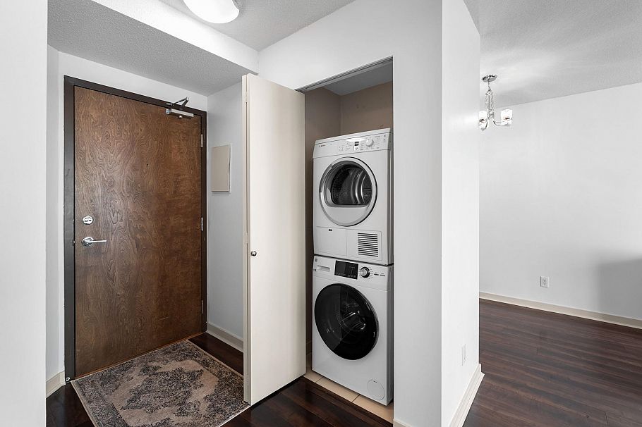 706 1212 Howe Street Vancouver, BC - 25