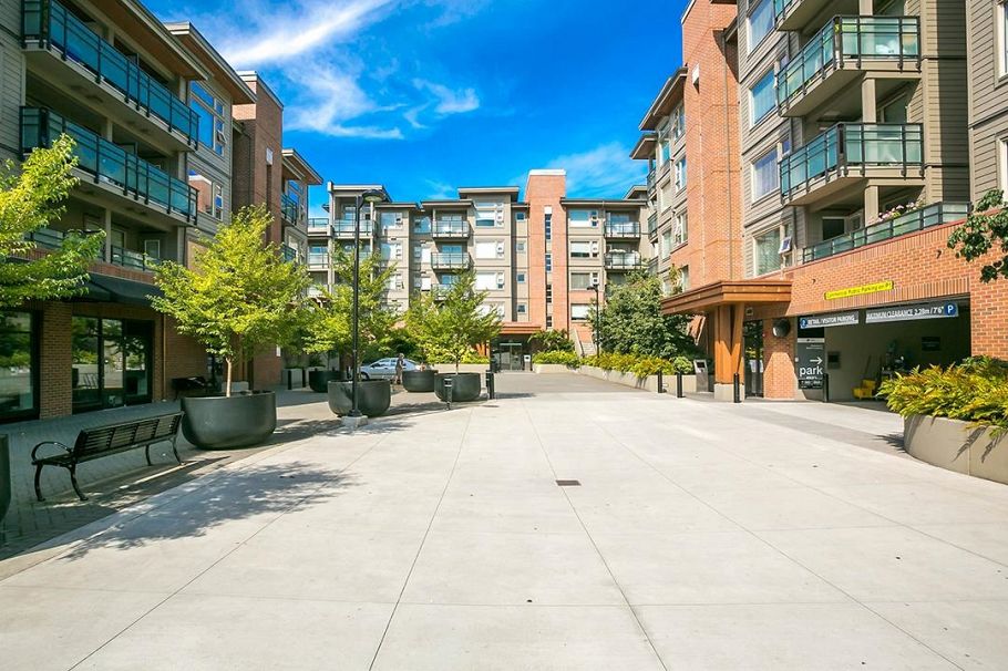 301 1673 Lloyd Avenue North Vancouver, BC - 20