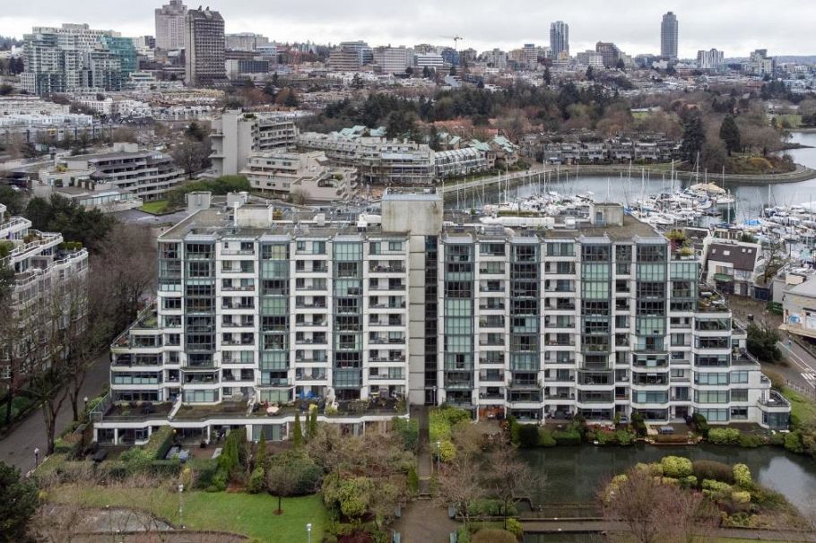 813 456 Moberly Road Vancouver, BC - 21