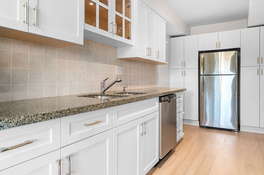 1001 Old Lillooet Road North Vancouver, BC - 14