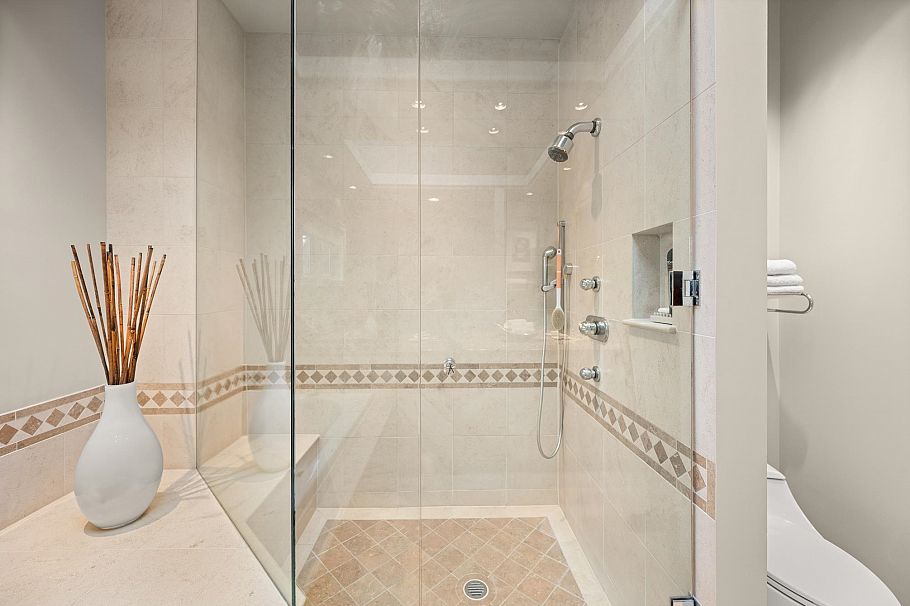 2722 W 31st Avenue Vancouver, BC - 26