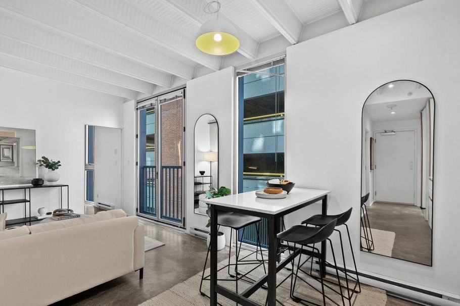 303 219 E Georgia Street Vancouver, BC - 5